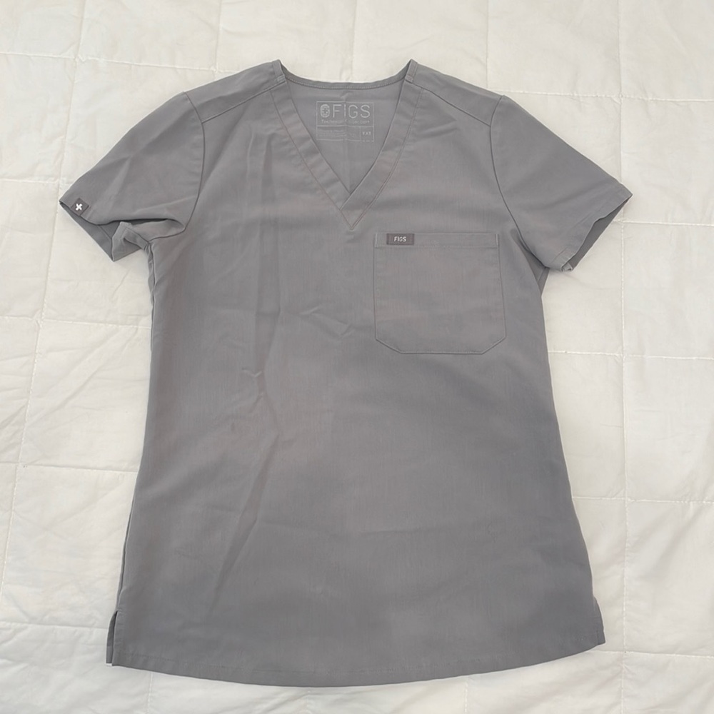 Figs one pocket scrub top